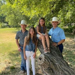 Meet your Posher, Jeanette